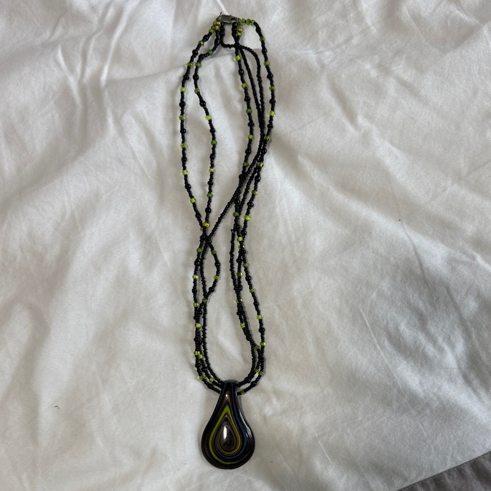 Chic Black and Green-ish Yellow Teardrop Glass Necklace